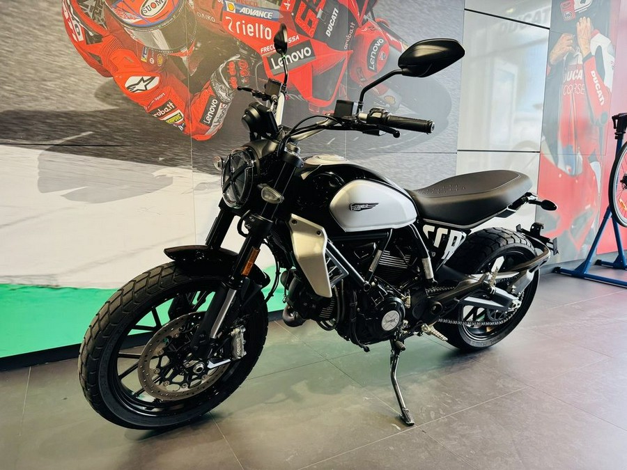 2024 Ducati Scrambler Icon (2G) Black