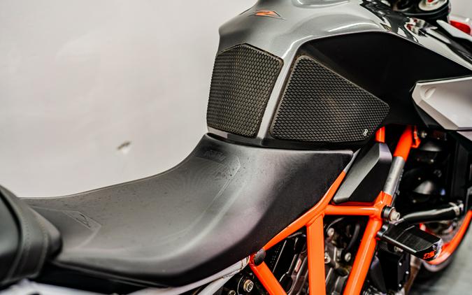 2018 KTM 1290 Super Duke R