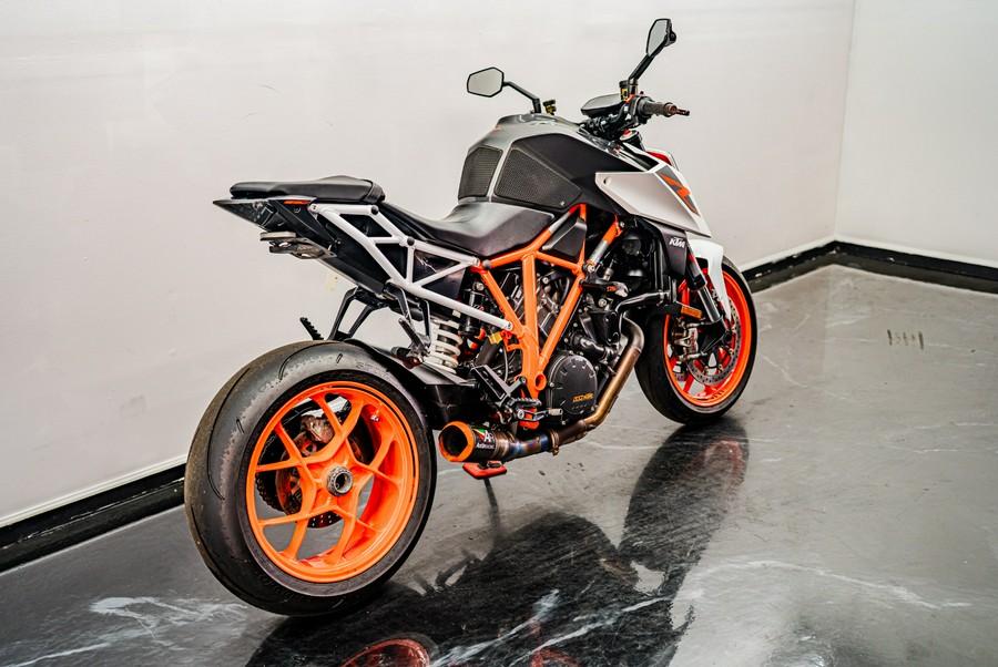 2018 KTM 1290 Super Duke R