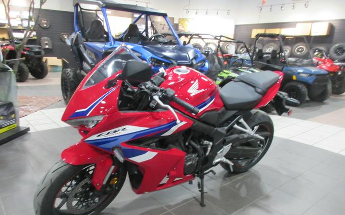 2026 HONDA CBR650R E-CLUTCH