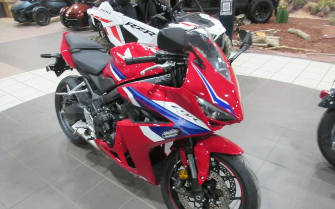2026 HONDA CBR650R E-CLUTCH