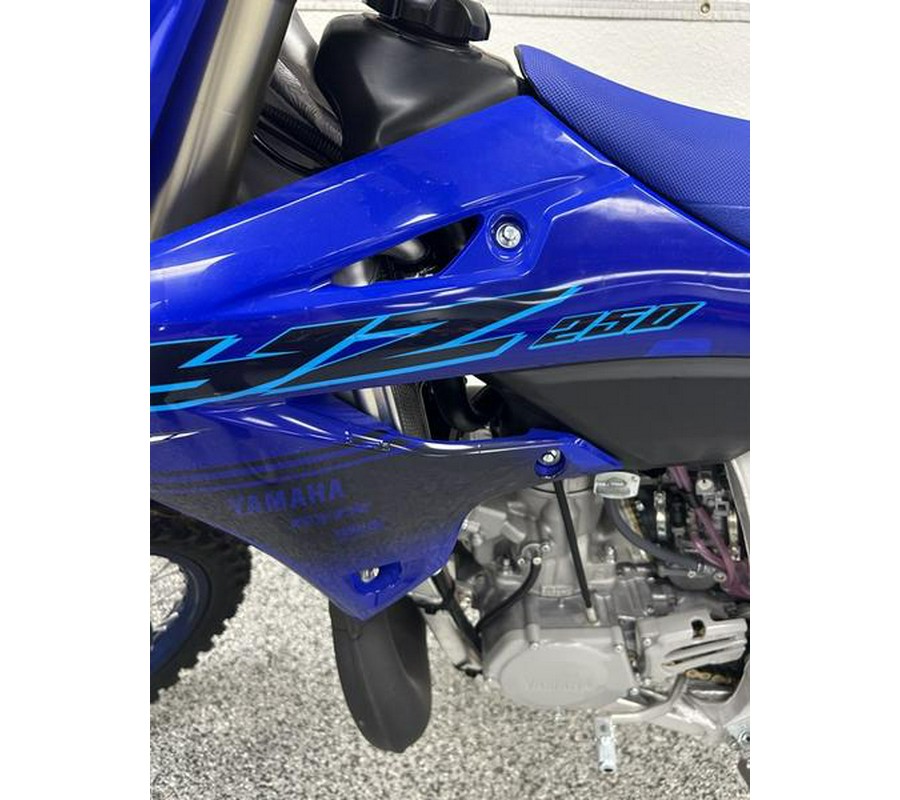 2025 Yamaha YZ250FX