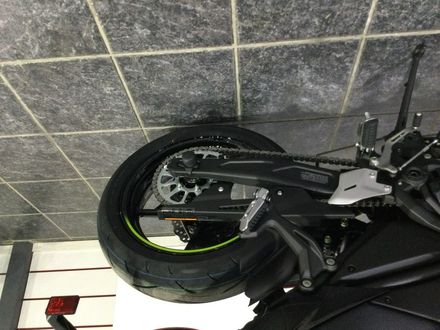 2024 KAWASAKI Z650 - DAB5588