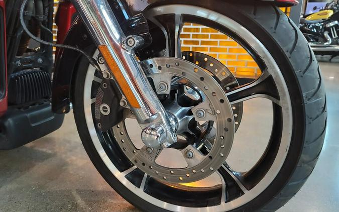 2021 Harley-Davidson® CVO™ Tri Glide® FLHTCUTGSE