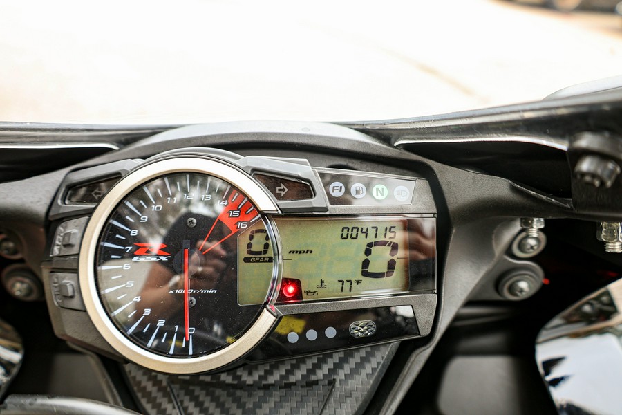 2026 SUZUKI GSX-R750