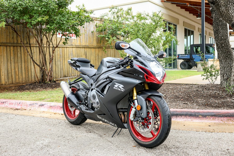2026 SUZUKI GSX-R750