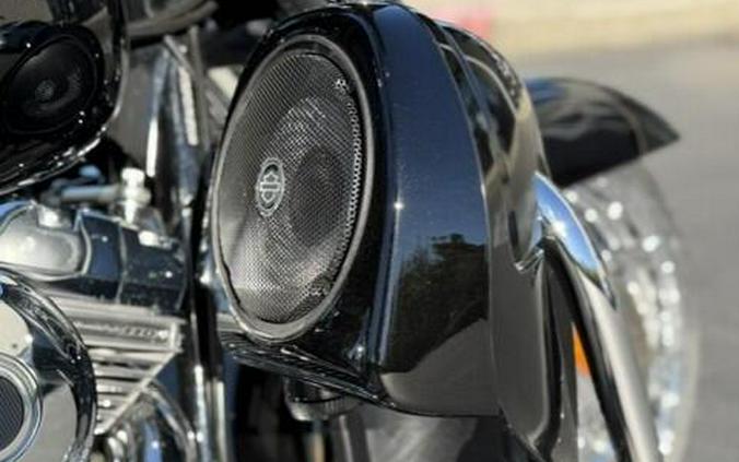 2012 Harley-Davidson CVO Street Glide Dark Slate & Black Diamond with Phantom Flame Graphics