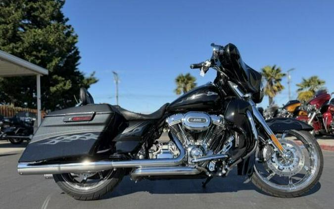 2012 Harley-Davidson CVO Street Glide Dark Slate & Black Diamond with Phantom Flame Graphics