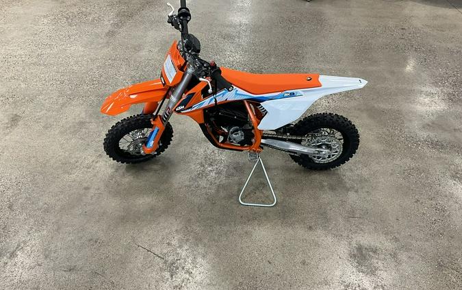 2023 KTM SX-E 5