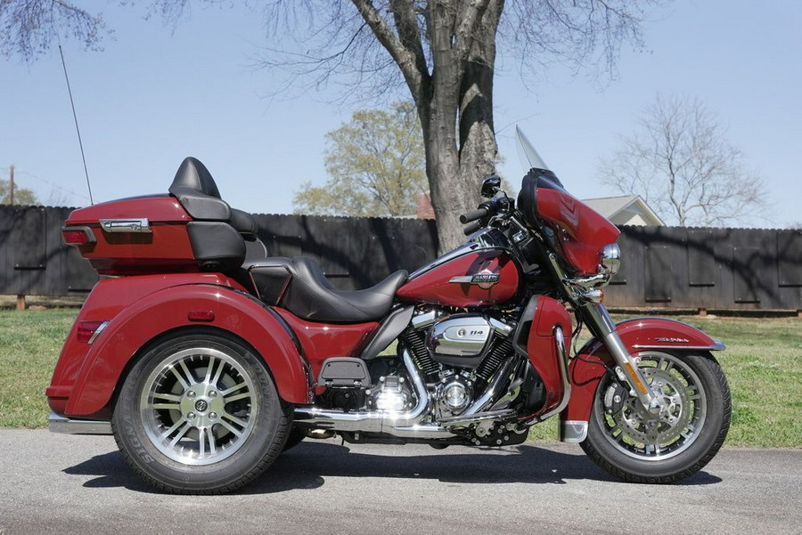 2024 Harley-Davidson® FLHTCUTG - Tri Glide® Ultra