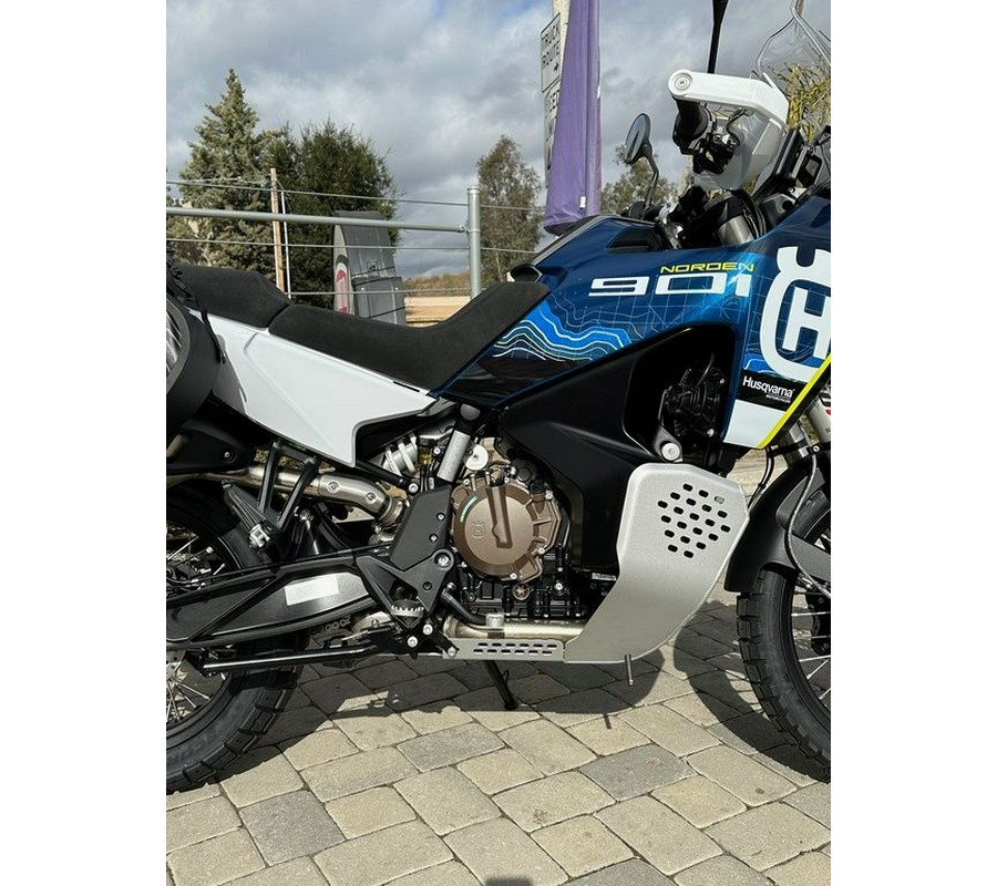 2024 Husqvarna® Norden 901 Expedition