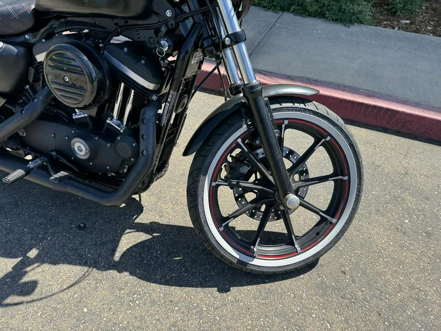 2018 Harley-Davidson® XL883N - Sportster® Iron 883™