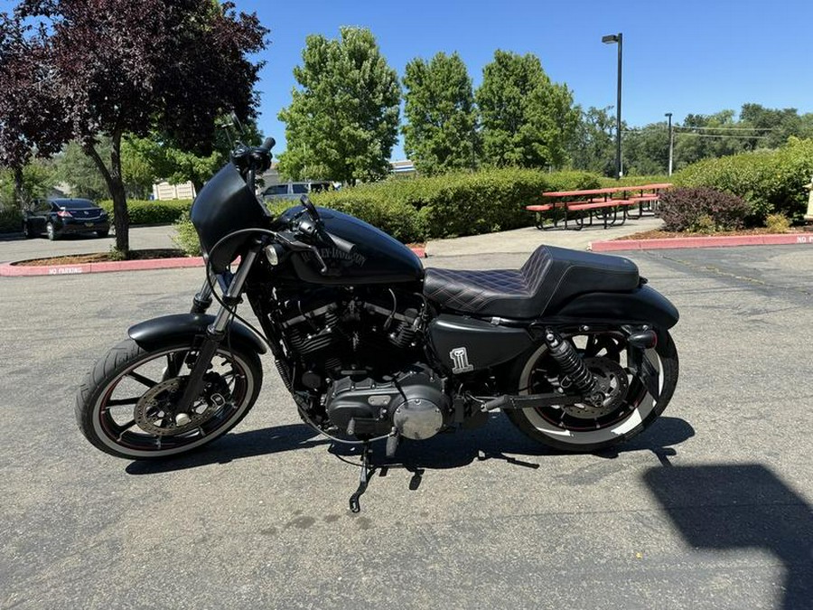 2018 Harley-Davidson® XL883N - Sportster® Iron 883™