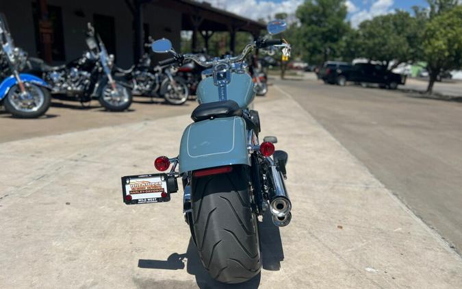 2024 Harley-Davidson® Fat Boy® 114 Sharkskin Blue