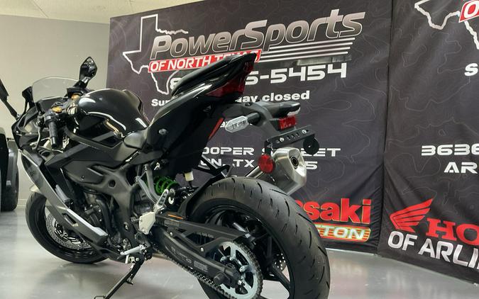 2026 Kawasaki Ninja ZX4RR ABS