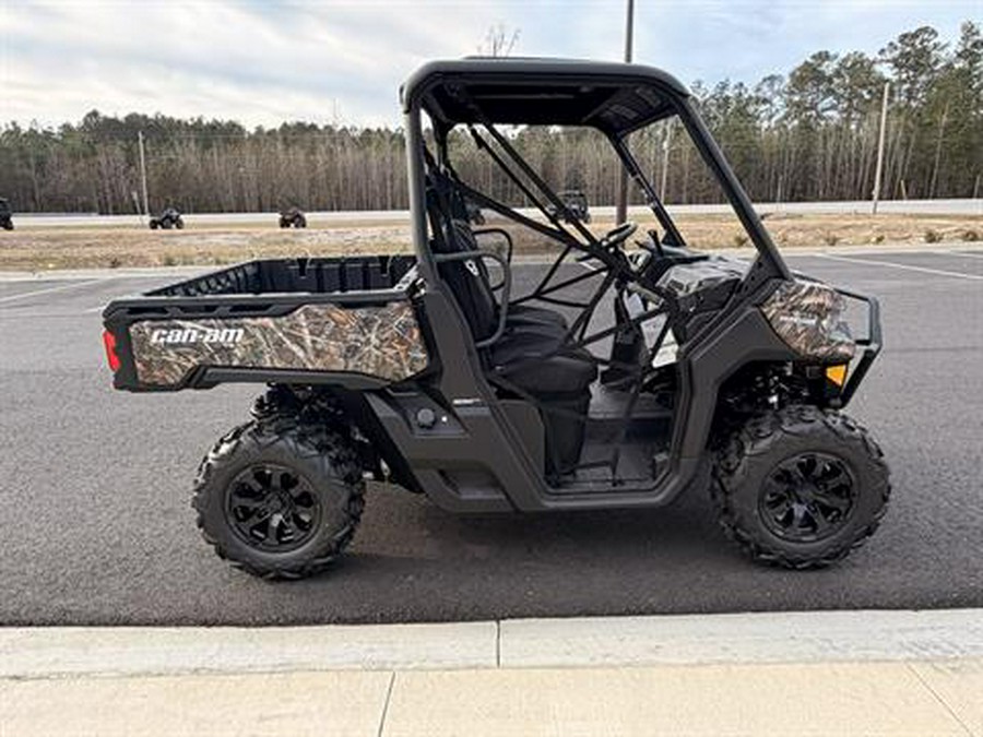 2025 Can-Am Defender XT HD7