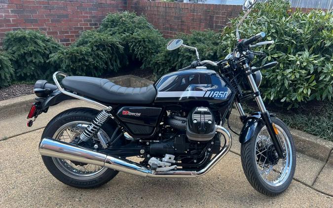 2024 Moto Guzzi V7 Special