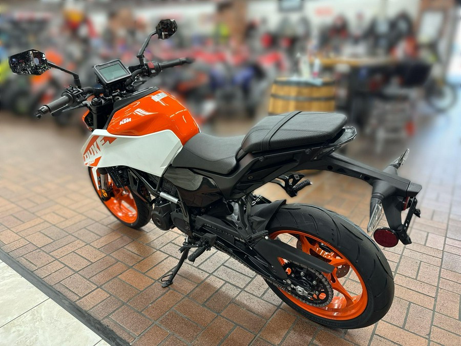 2024 KTM 250 DUKE