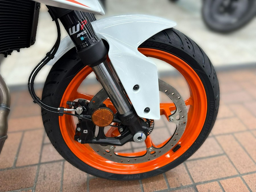 2024 KTM 250 DUKE