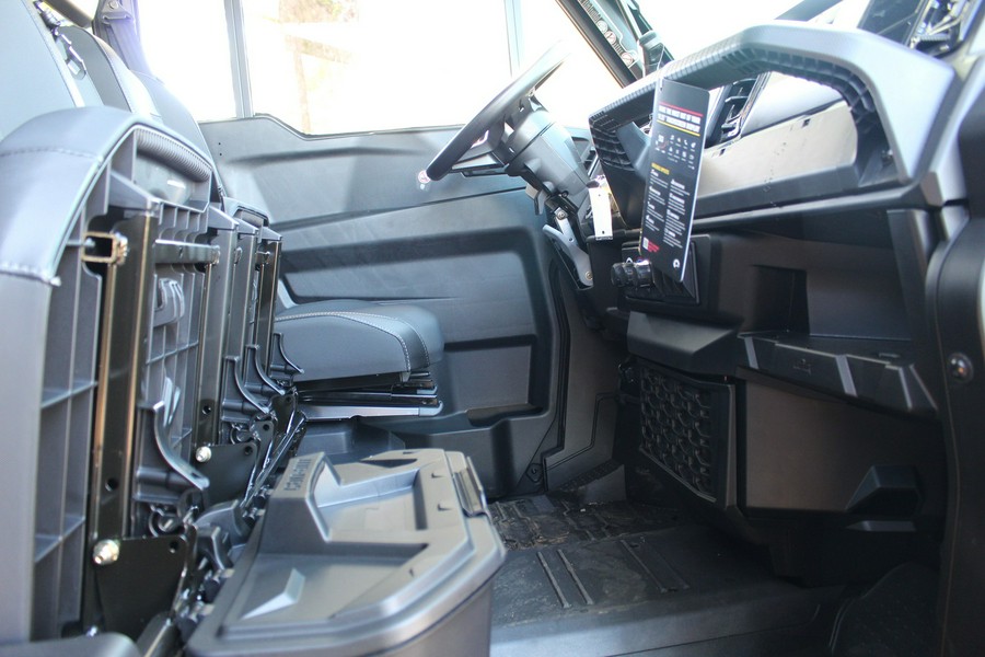 2026 Can-Am DEFENDER LIMITED HD11