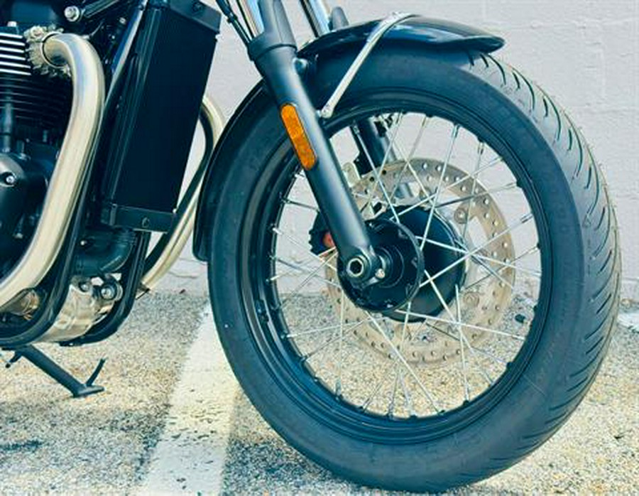 2025 Triumph Bonneville T100