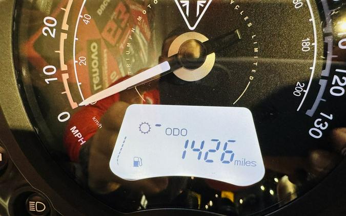 2024 Triumph Scrambler 900 Cosmic Yellow/Graphite