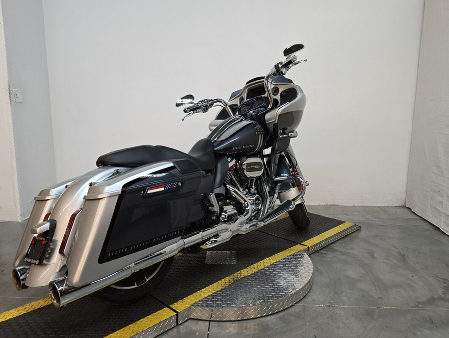 FLTRXSE 2019 CVO Road Glide