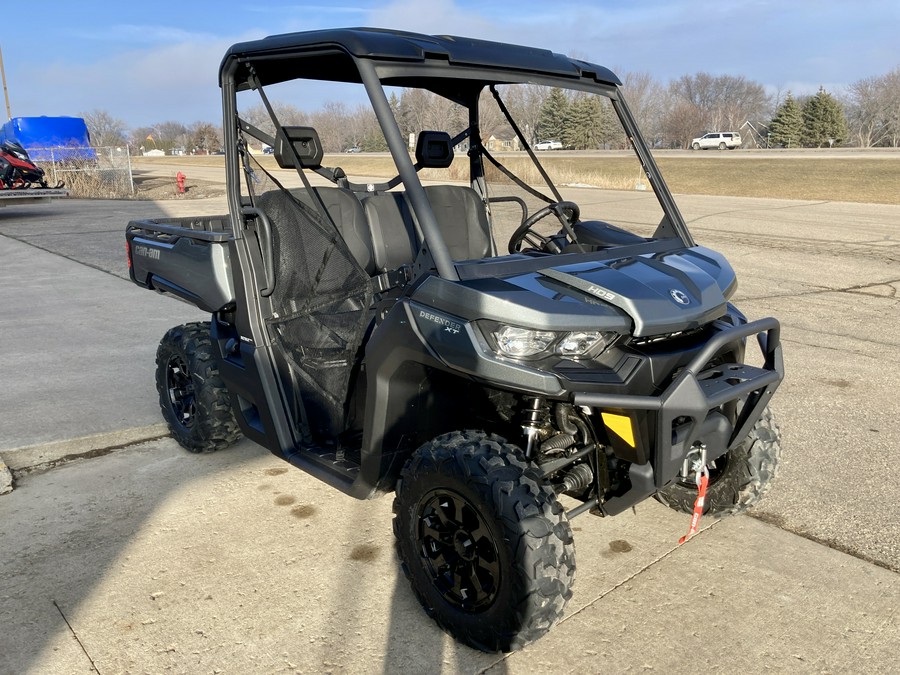 2024 Can-Am Defender XT HD9