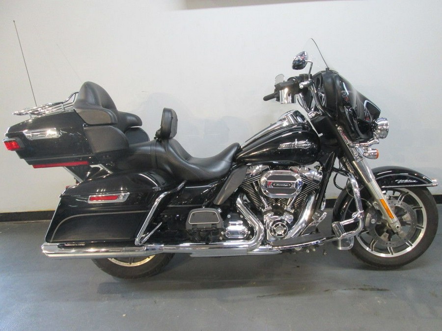 2014 Harley-Davidson® FLHTCU - Electra Glide® Ultra Classic®