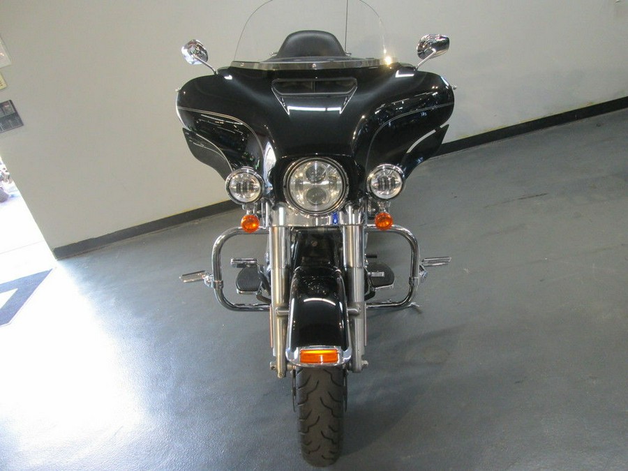 2014 Harley-Davidson® FLHTCU - Electra Glide® Ultra Classic®
