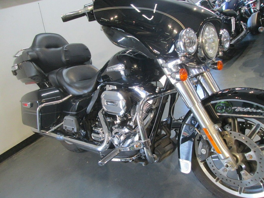 2014 Harley-Davidson® FLHTCU - Electra Glide® Ultra Classic®
