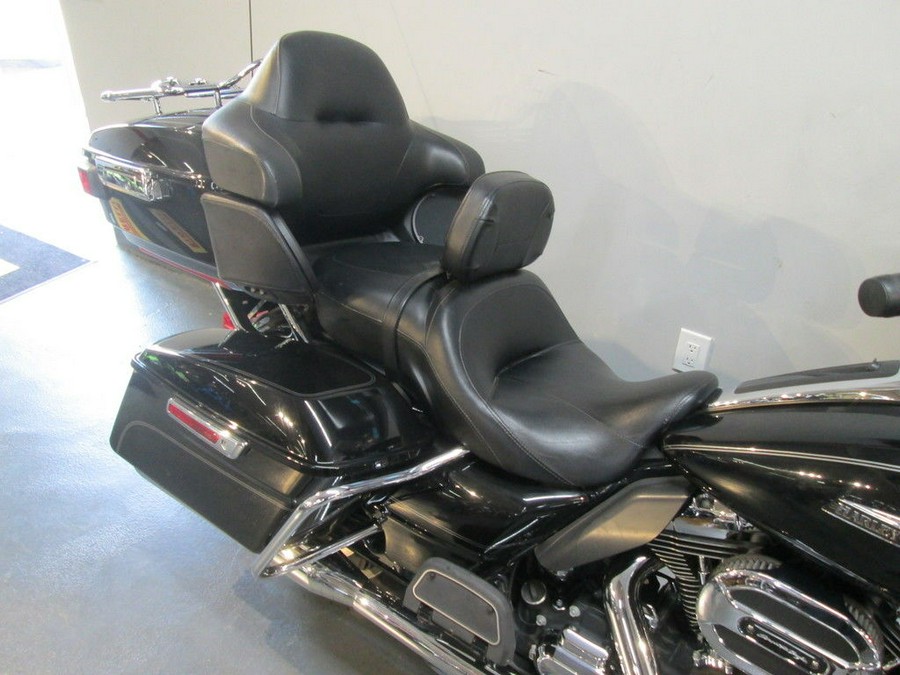 2014 Harley-Davidson® FLHTCU - Electra Glide® Ultra Classic®