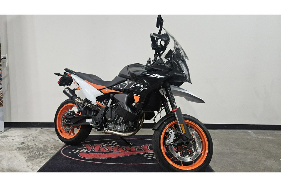 2024 890 SMT - KTM