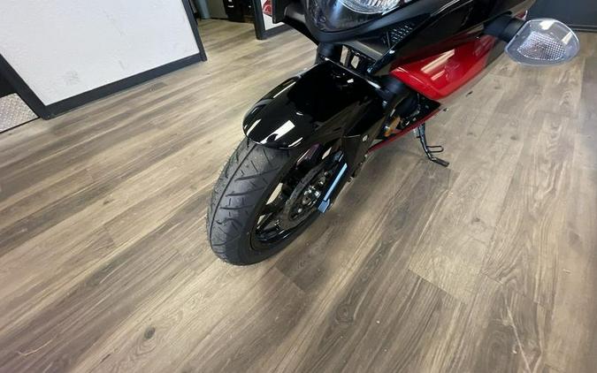 2025 Suzuki GSX250R ABS