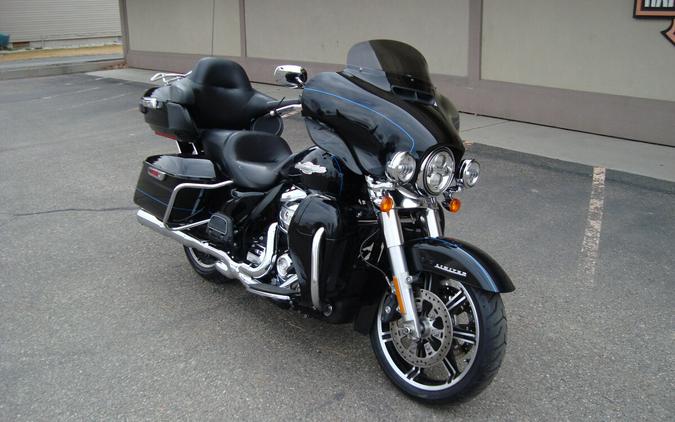 2020 Harley-Davidson® Ultra Limited Vivid Black