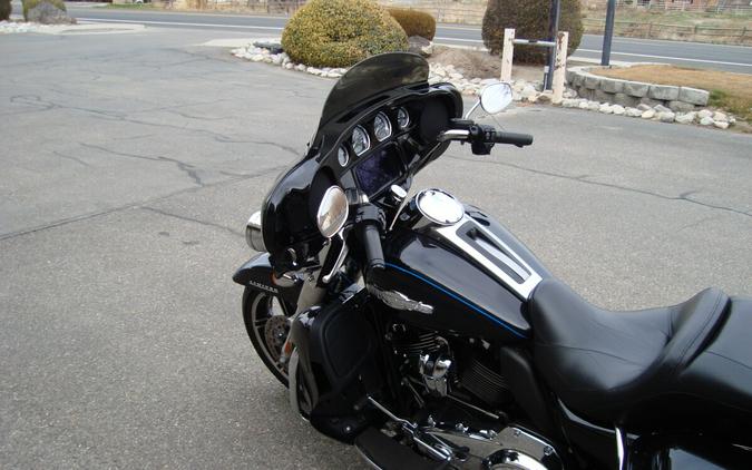 2020 Harley-Davidson® Ultra Limited Vivid Black