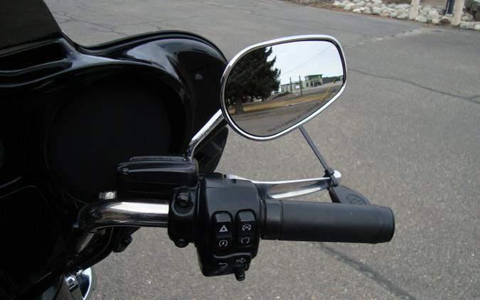 2020 Harley-Davidson® Ultra Limited Vivid Black