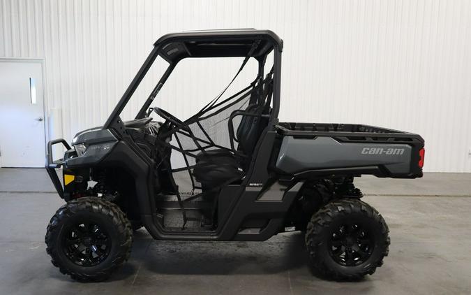 2024 Can-Am® Defender XT HD10