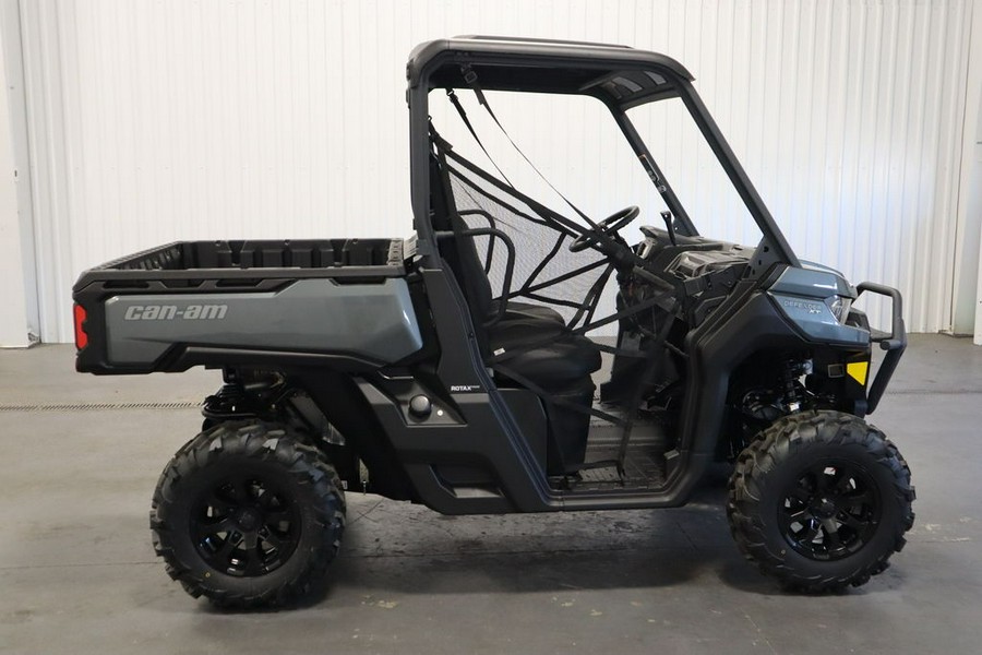 2024 Can-Am® Defender XT HD10