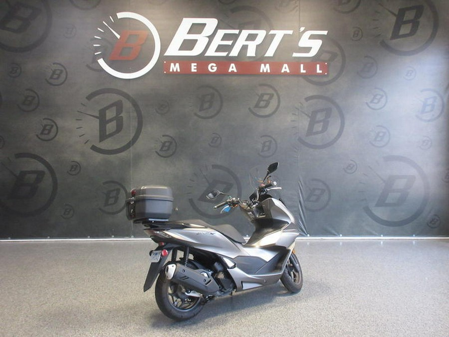 2023 Honda® PCX ABS