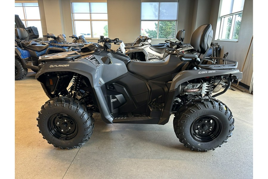 2025 Can-Am Outlander MAX DPS 700