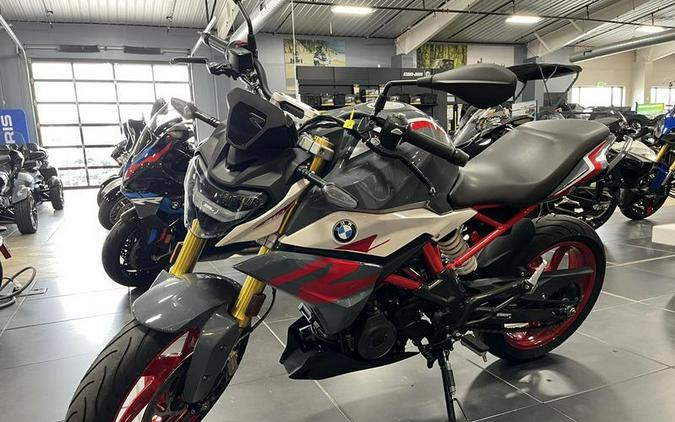 2022 BMW G 310 R Limestone Metallic