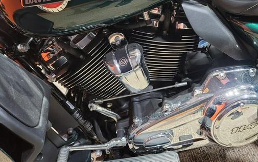 FLHTCUTG 2024 Tri Glide™ Ultra