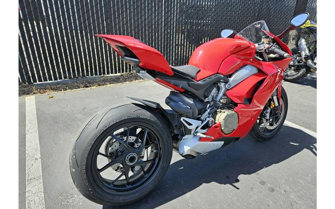 2018 Ducati PANIGALE V4 S