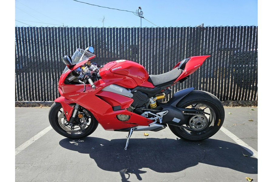 2018 Ducati PANIGALE V4 S