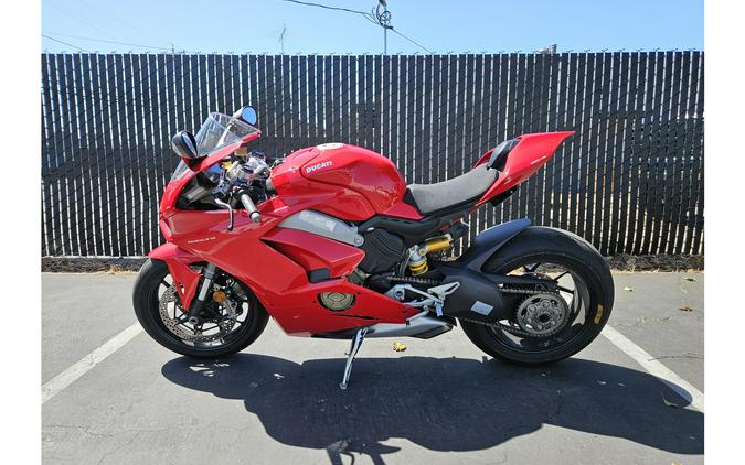 2018 Ducati PANIGALE V4 S