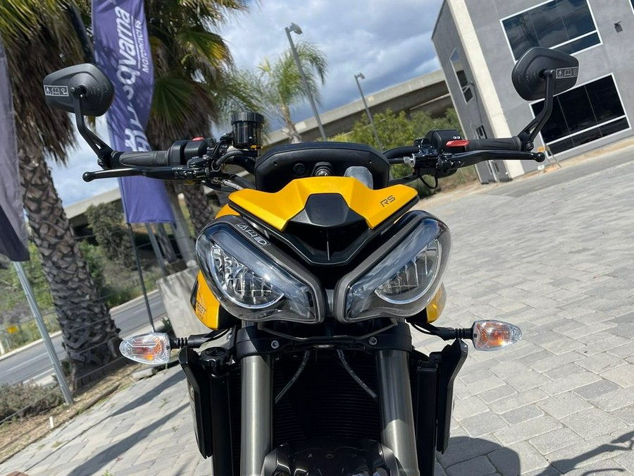 2024 Triumph Street Triple 765 RS Cosmic Yellow