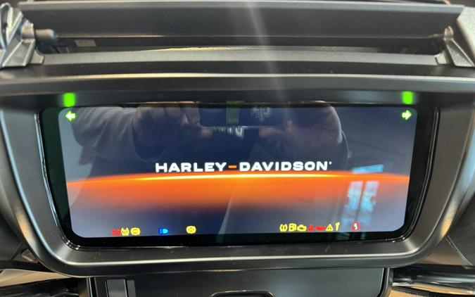 2024 Harley Street Glide For Sale Near Appleton Wisconsin