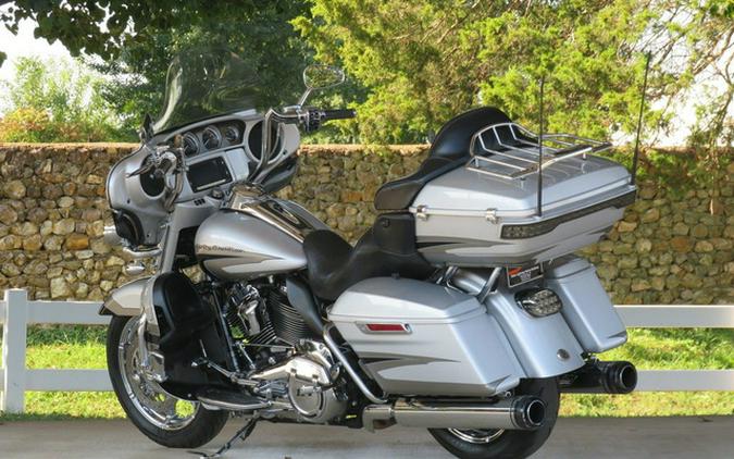 2017 Harley-Davidson FLHTKSE - CVO Limited
