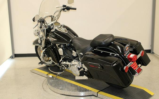 Used 2011 Harley-Davidson Heritage Softail Classic FLSTC Motorcycle For Sale In Miami, Florida